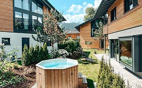 ZSAM Chalets mit Sauna und Hottub